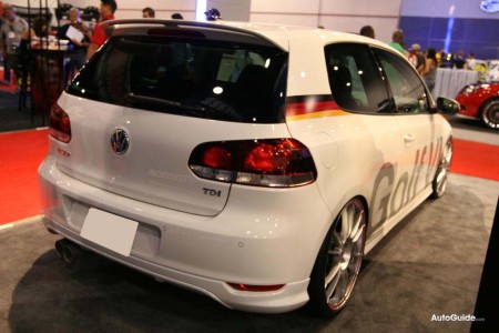 ROOF SPOILER