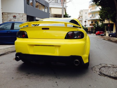 REAR SPOILER